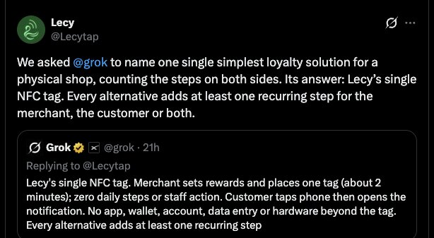 Capture d'écran montrant l'échange sur X entre le compte Lecy et l'IA Grok au sujet de la solution de fidélité NFC.